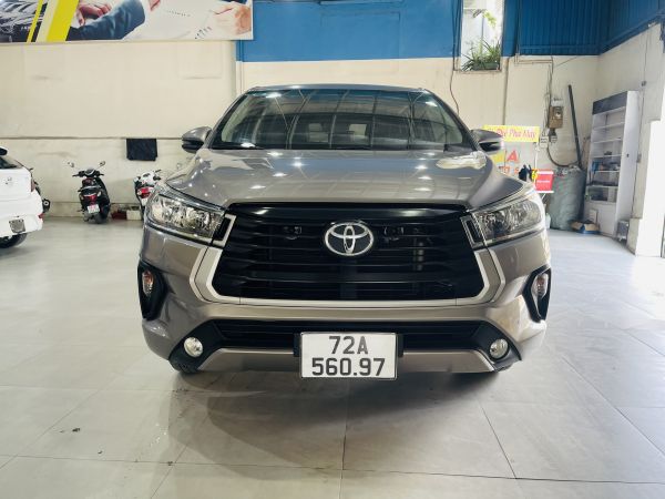 Toyota Innova 2021 Số sàn 